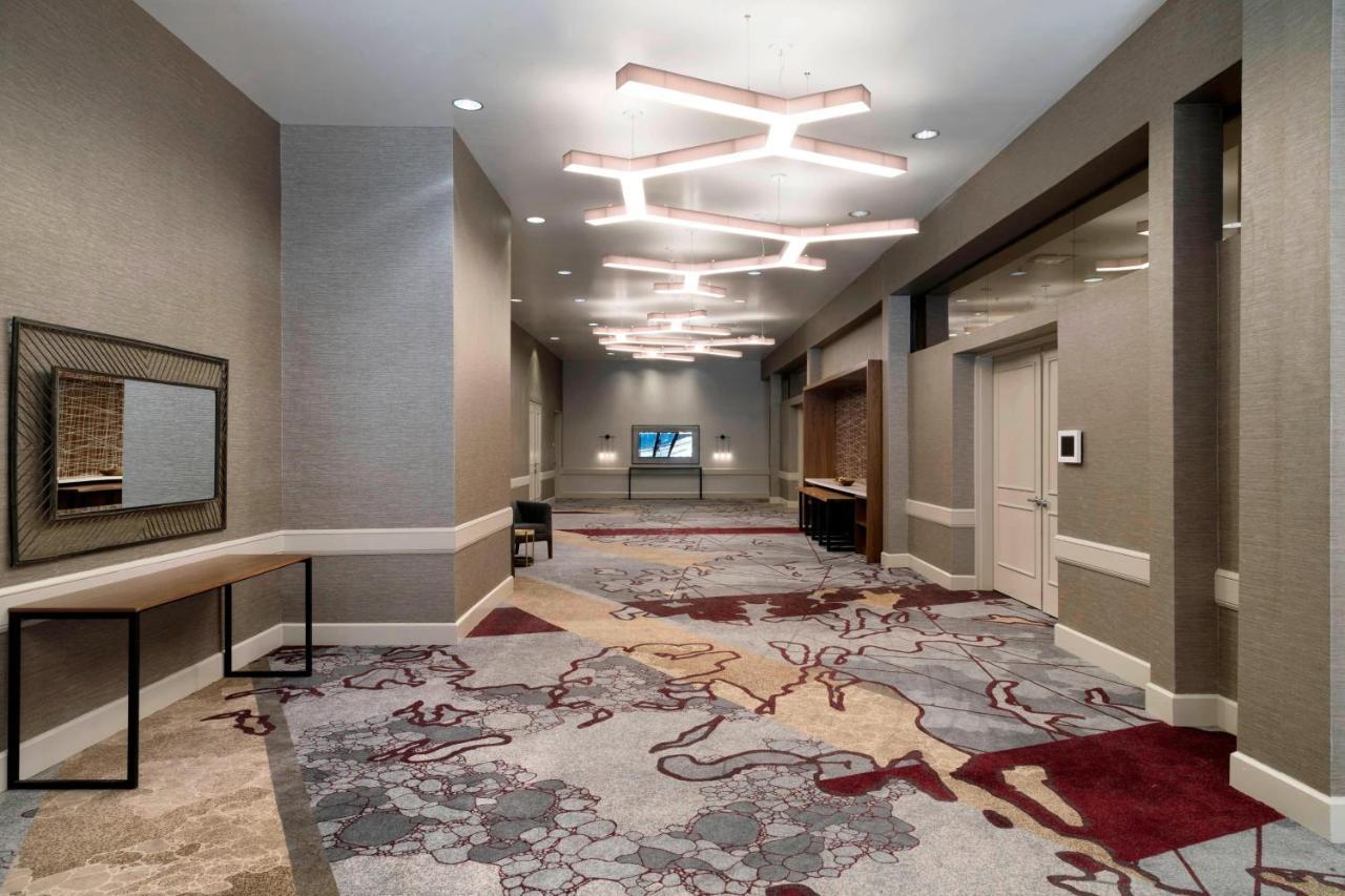 Отель Atlanta Marriott Northeast/Emory Area Экстерьер фото